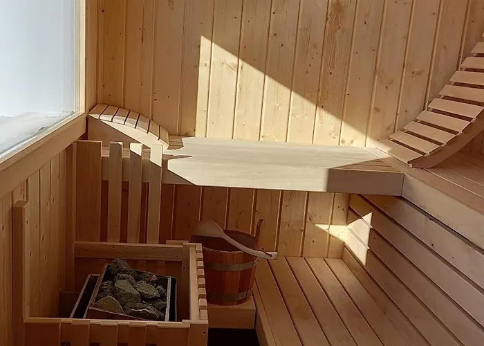 Roko With Sauna & View *