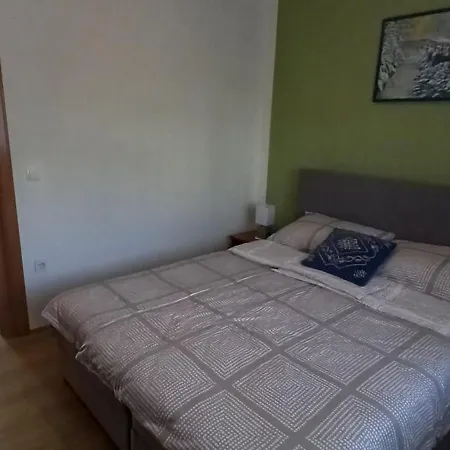 Roko With Sauna & View Apartman